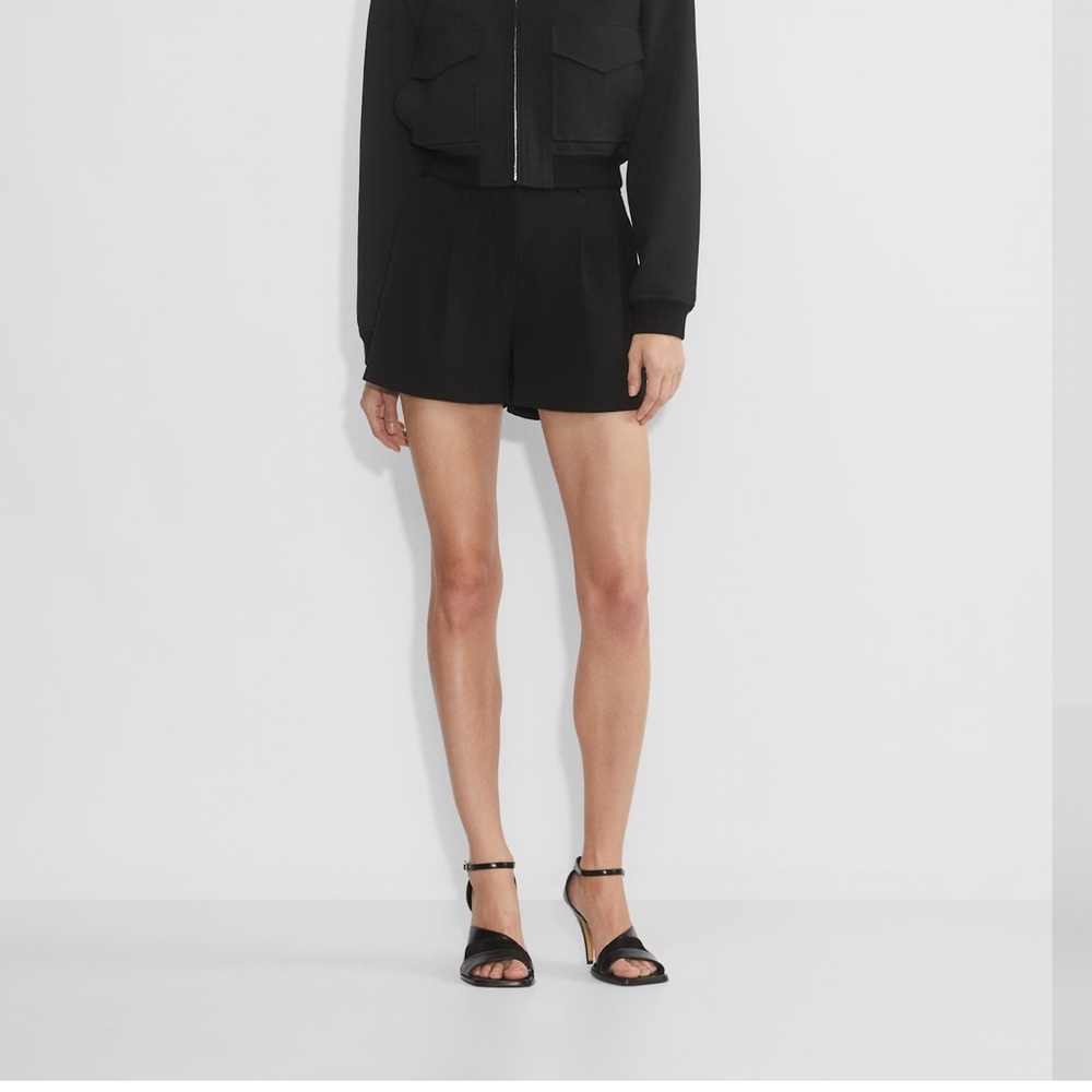 Aritzia Black High-Waist Tailored Shorts